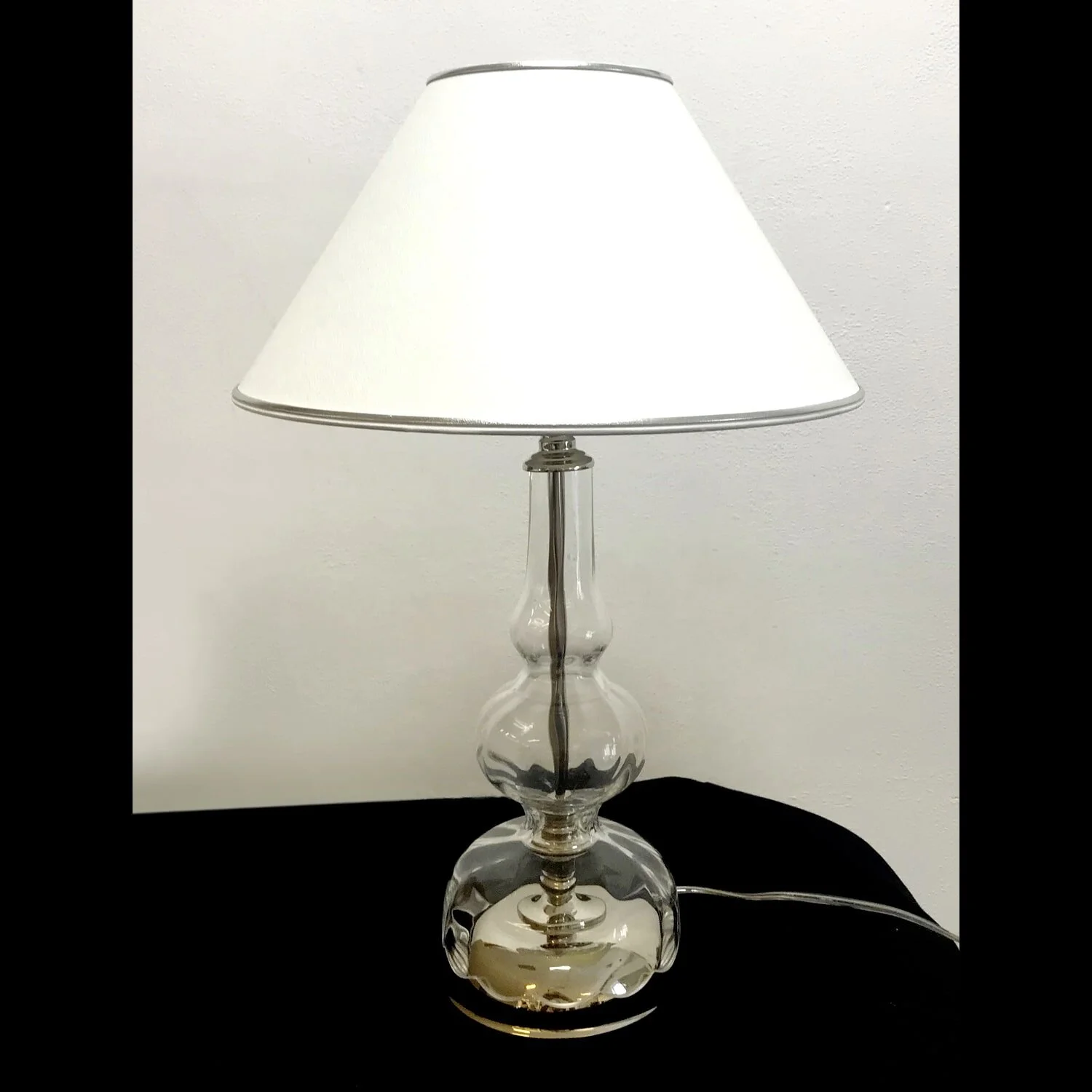 Zenith Table Lamp — WRANOVSKY - Bohemian Crystal Chandeliers